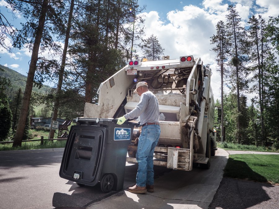 VVW-Trash1 Trash Service